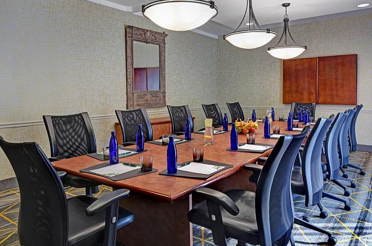 Holiday Inn Philadelphia-Cherry Hill, an IHG Hotel