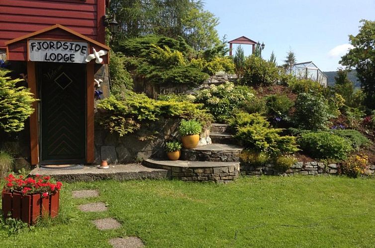 Fjordside Lodge