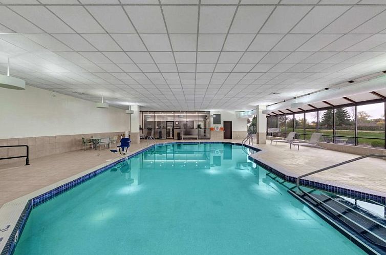 Embassy Suites by Hilton Milwaukee Brookfield