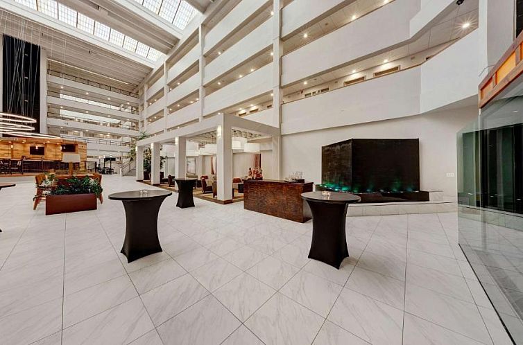 Embassy Suites by Hilton Milwaukee Brookfield