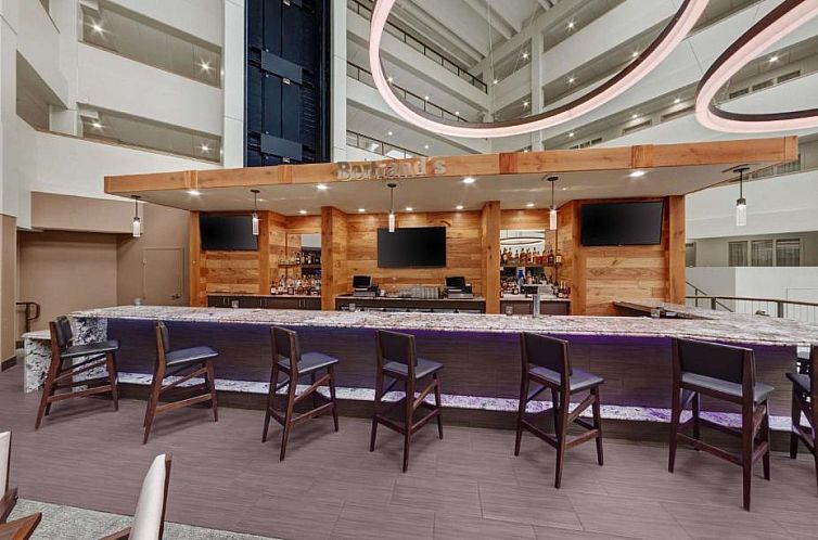 Embassy Suites by Hilton Milwaukee Brookfield