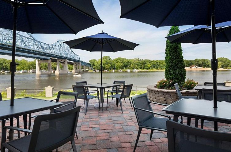 Courtyard La Crosse Downtown/Mississippi Riverfront