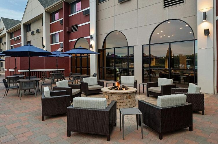 Courtyard La Crosse Downtown/Mississippi Riverfront