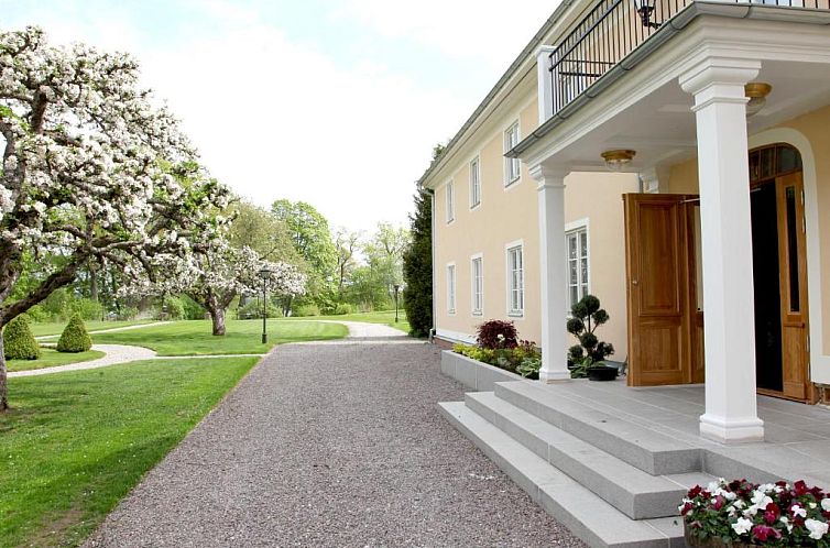Södertuna Slott