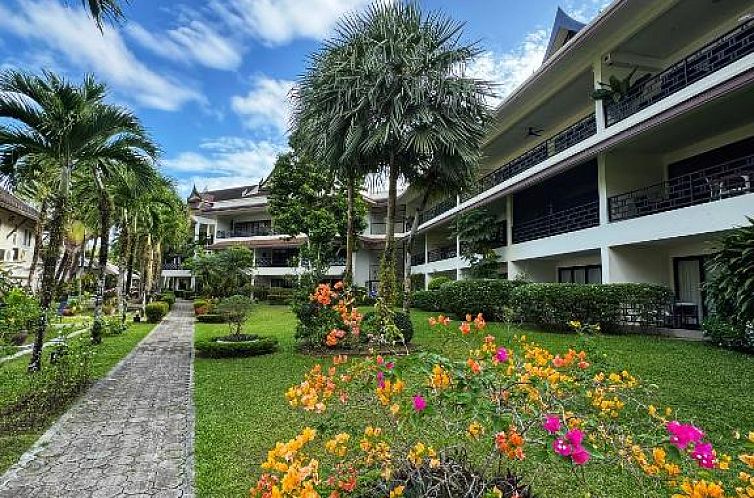 Serenity Lakeside Resort