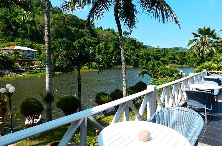 Serenity Lakeside Resort