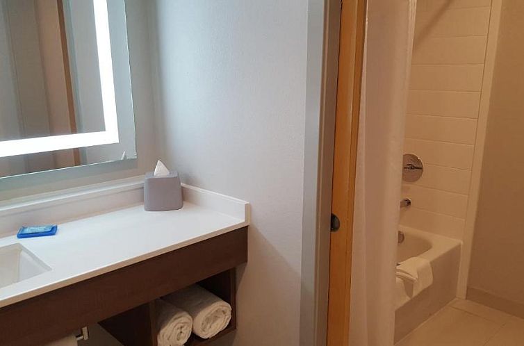 Holiday Inn Express Fremont - Milpitas Central, an IHG Hotel