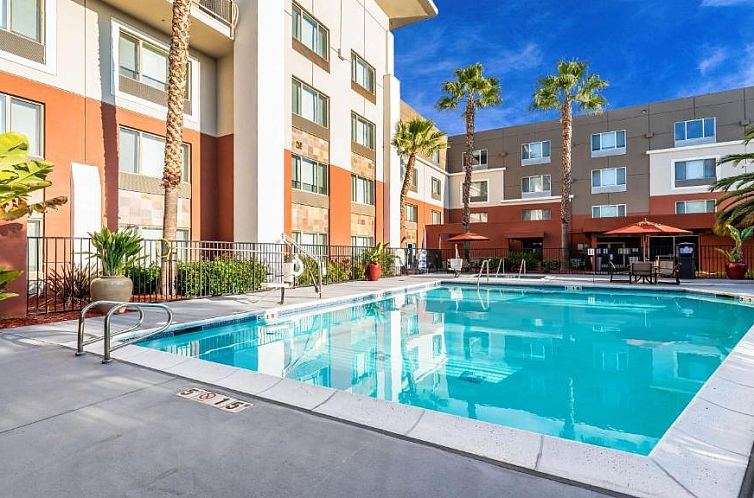 Holiday Inn Express Fremont - Milpitas Central, an IHG Hotel