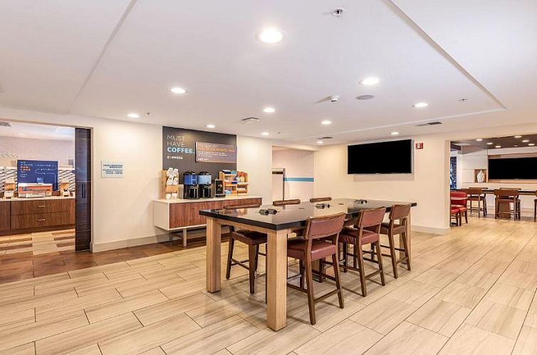 Holiday Inn Express Fremont - Milpitas Central, an IHG Hotel