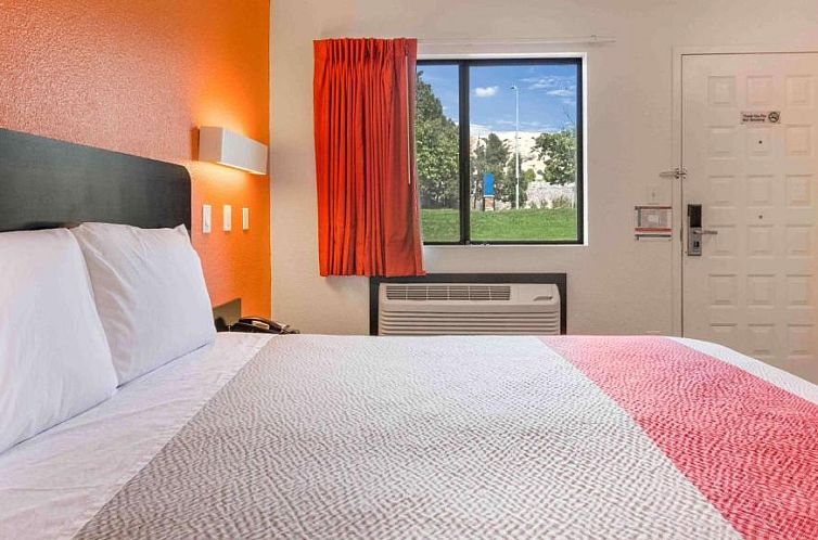 Motel 6-Fremont, CA - South