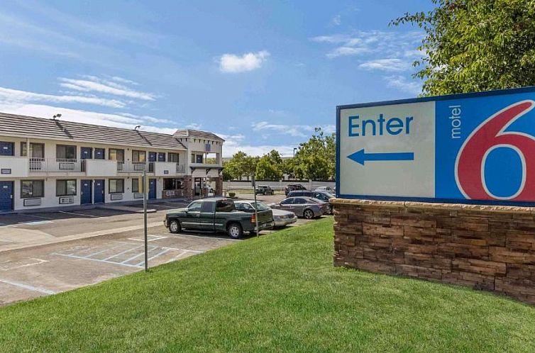 Motel 6-Fremont, CA - South