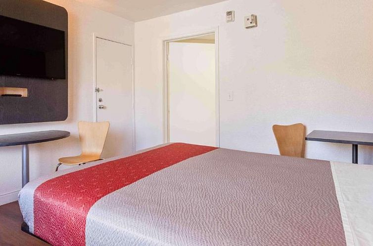 Motel 6-Fremont, CA - South