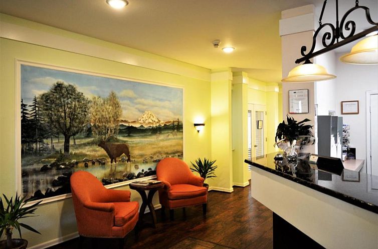 GuestHouse Inn Enumclaw