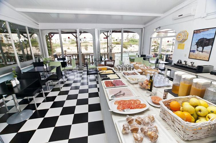 Cala Bona y Mar Blava