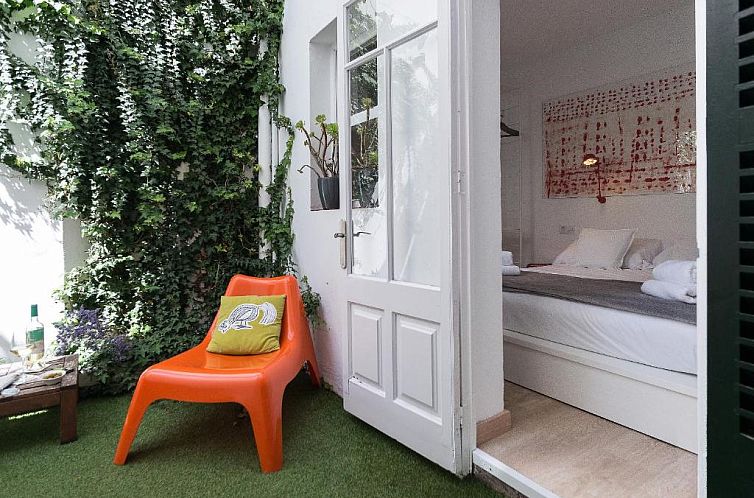 Cheap & Chic Hotel