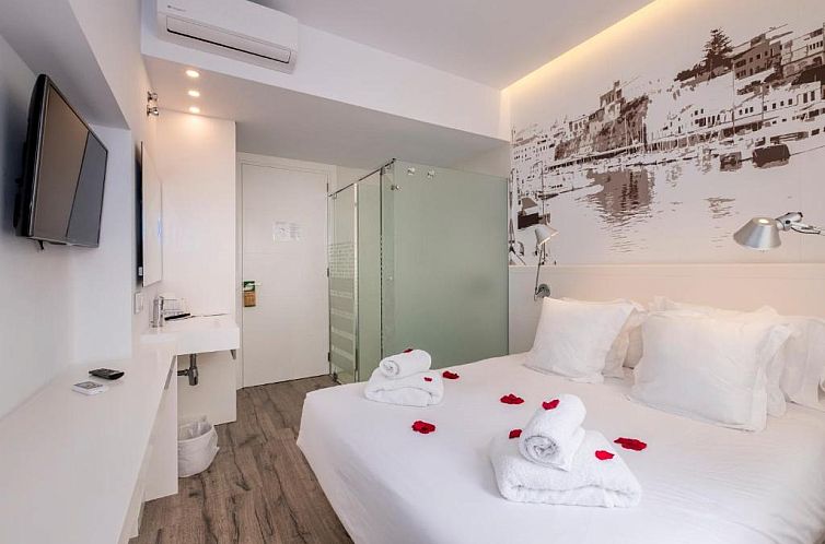 Hotel Abril 37