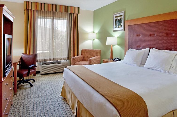 Holiday Inn Express Hotel & Suites Charleston - North, an IH
