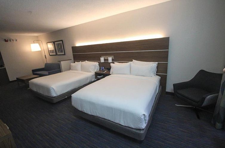 Holiday Inn Express Hotel & Suites Charleston - North, an IH