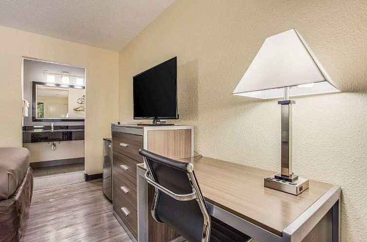 Econo Lodge North Charleston