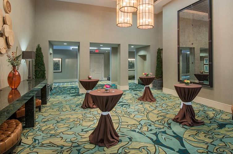 Crowne Plaza Charleston, an IHG Hotel