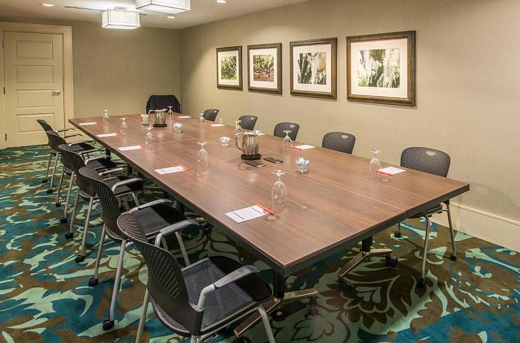 Crowne Plaza Charleston, an IHG Hotel