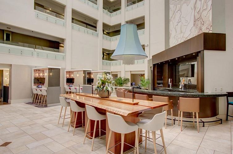 Crowne Plaza Charleston, an IHG Hotel