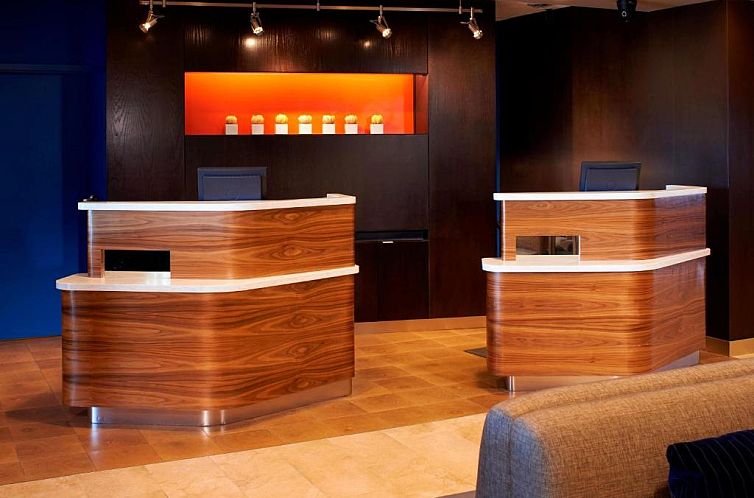 Courtyard Detroit Utica