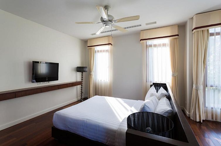 Amatapura Beachfront Villa 12, SHA Certified