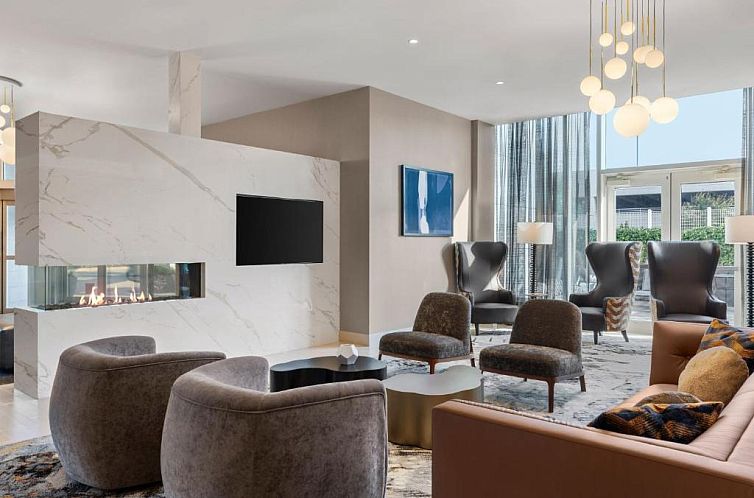 Residence Inn by Marriott The Bronx at Metro Center Atrium