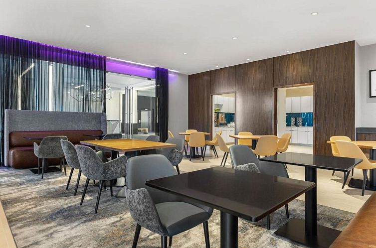 Residence Inn by Marriott The Bronx at Metro Center Atrium