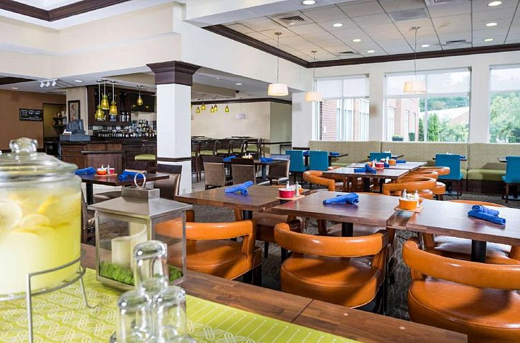 Hilton Garden Inn Hampton Coliseum Central