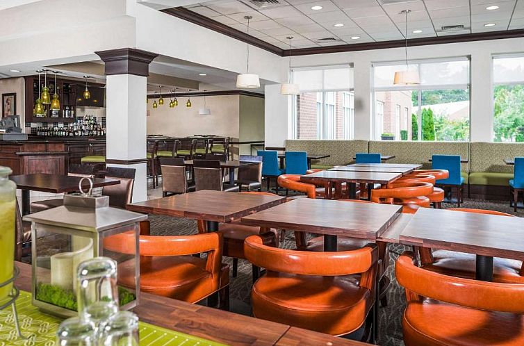 Hilton Garden Inn Hampton Coliseum Central
