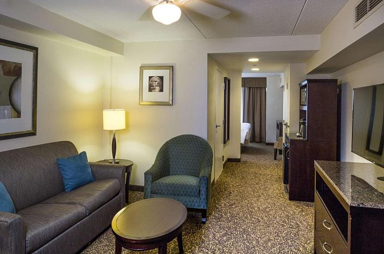 Hilton Garden Inn Hampton Coliseum Central