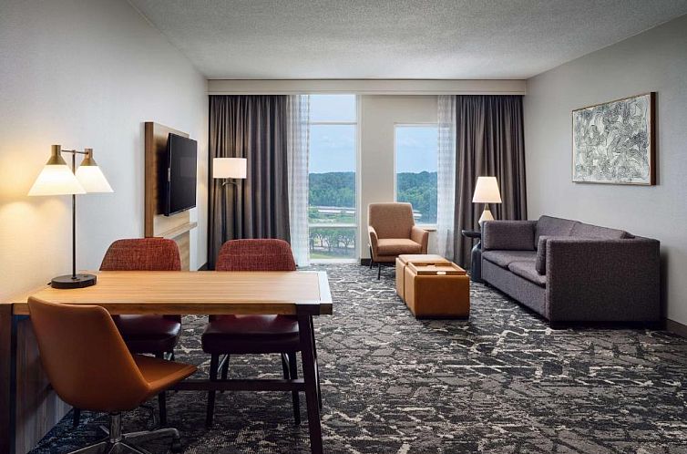 Embassy Suites by Hilton Hampton Convention Center