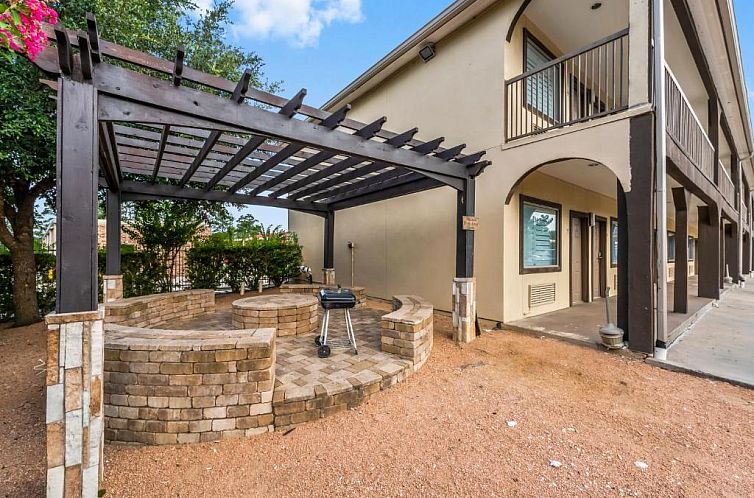 Executive Inn & Suites Magnolia