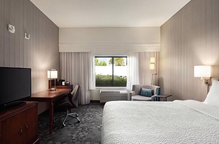 Courtyard By Marriott Salinas Monterey