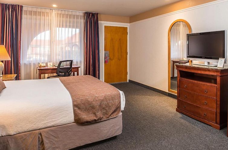 Laurel Inn & Conference Center