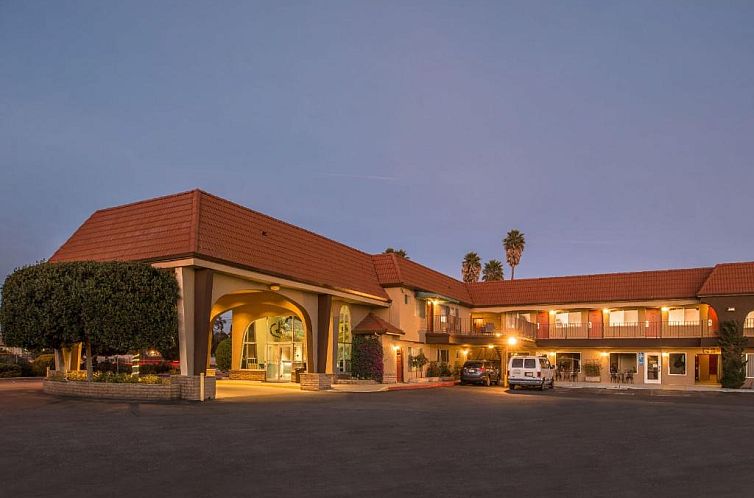 Laurel Inn & Conference Center