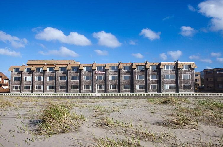Ebb Tide Oceanfront Inn
