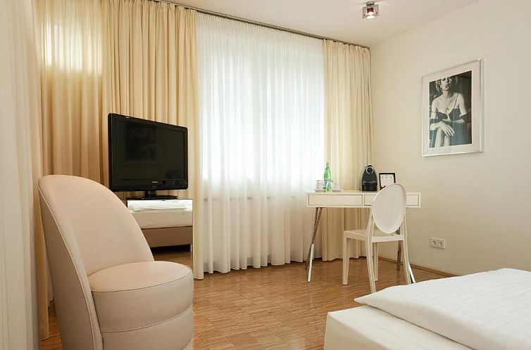 Hotel Santo