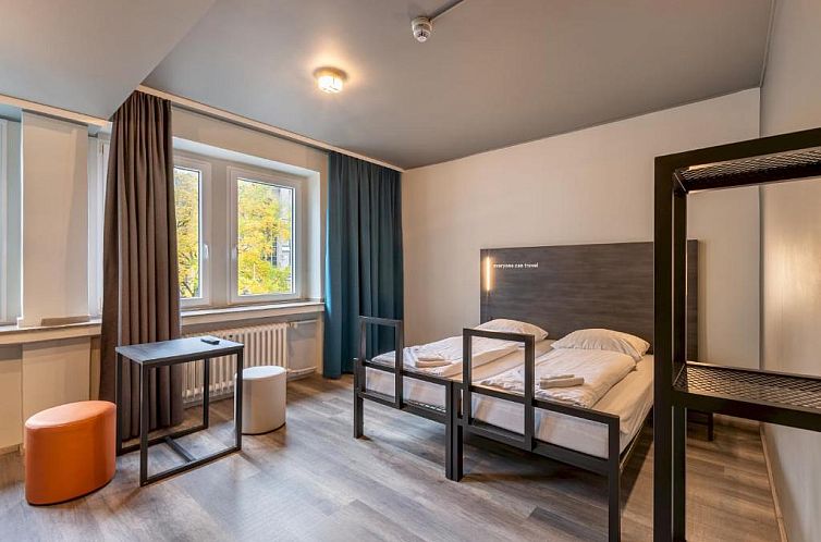 Guest house 7902668 - Apartment North Rhine-Westphalia - a&o Köln Hauptbahnhof
