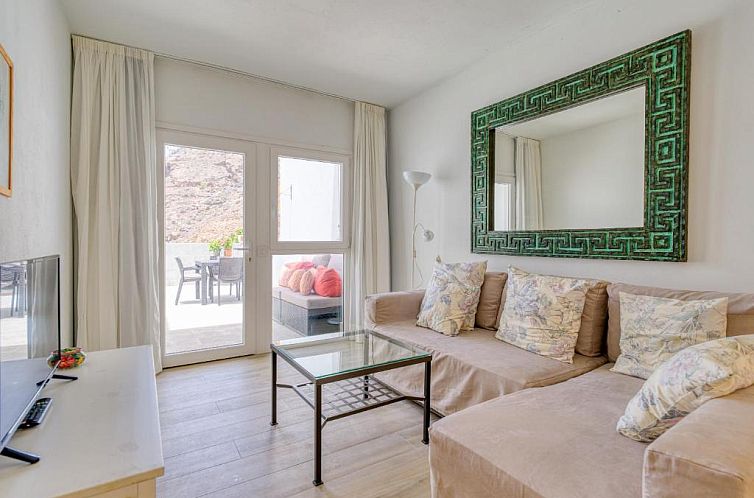 Granada II Apartments