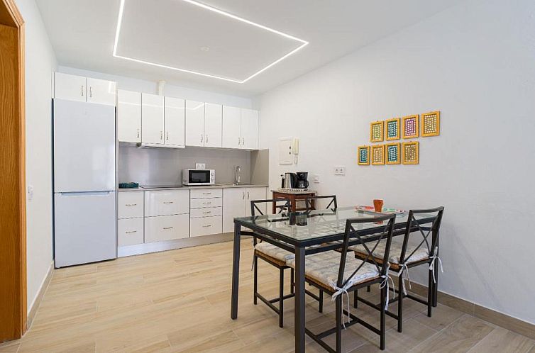 Granada II Apartments