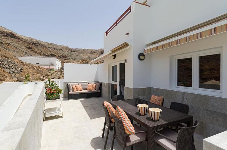 Granada II Apartments