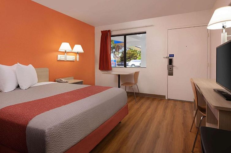 Motel 6-Santa Maria, CA