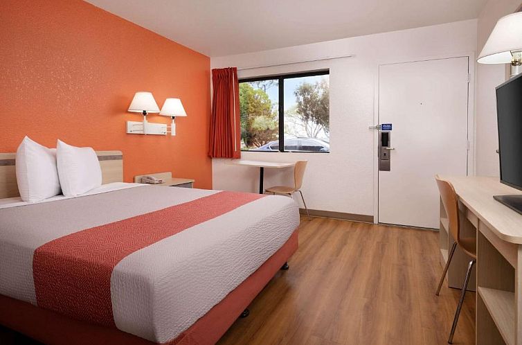 Motel 6-Santa Maria, CA