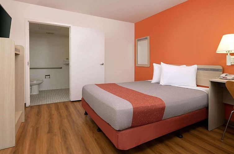 Motel 6-Santa Maria, CA