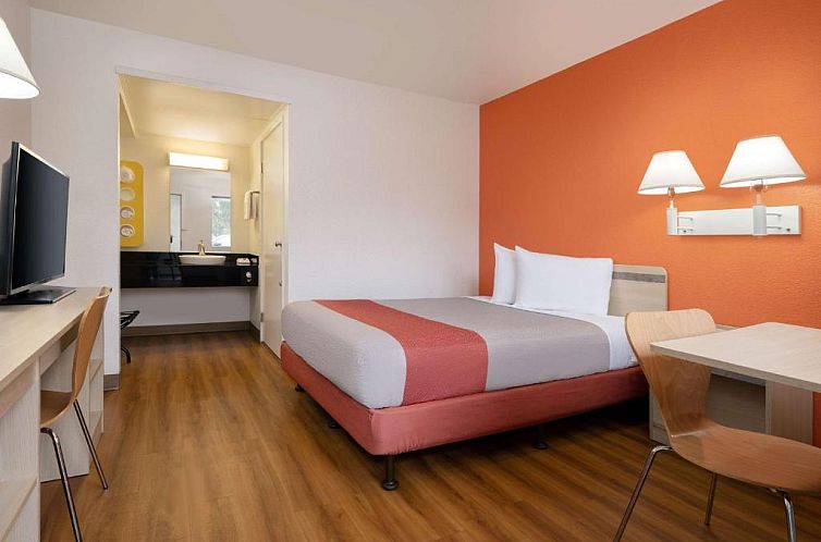 Motel 6-Santa Maria, CA