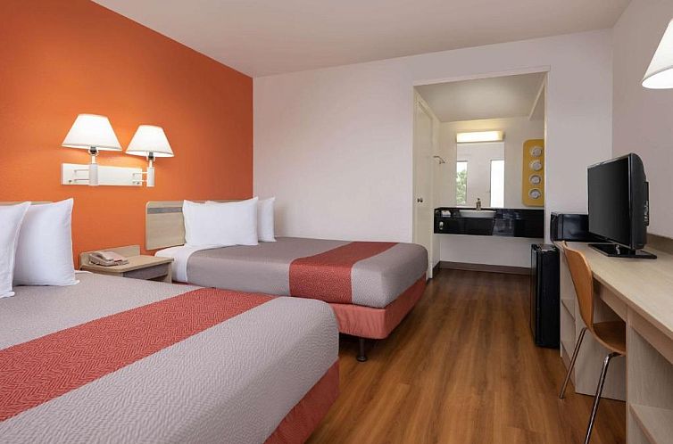 Motel 6-Santa Maria, CA