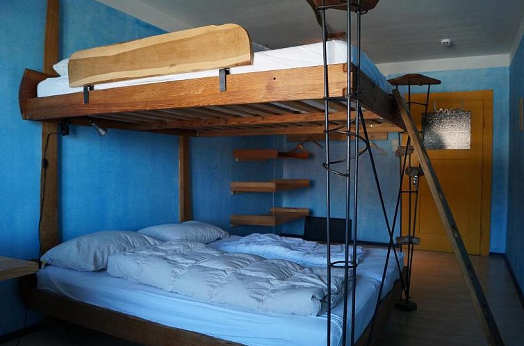 Schiff Bihlerdorf - Hostel